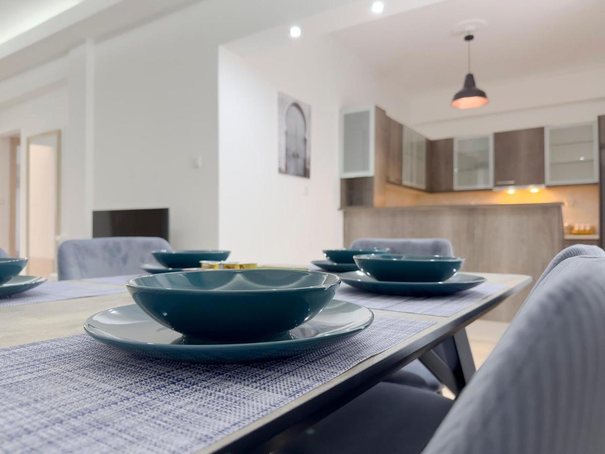 Aristotelous Spacious 109Sqm Apt In Athena Bagian luar foto